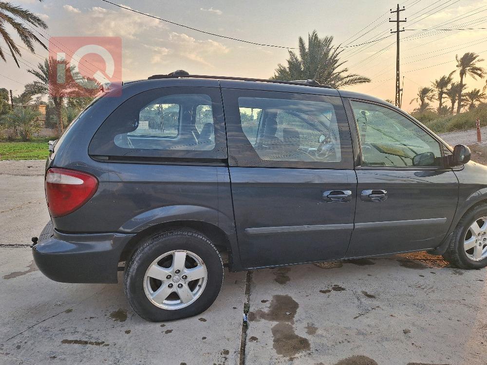 Dodge Caravan